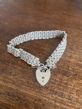 Silver Hallmarked Links Gate Bracelet Heart Padlock 19Cm, 19.6 gr London 1977