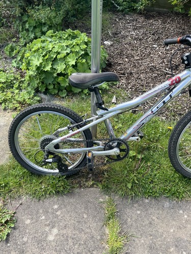 Aggressor mountain bike - gt,