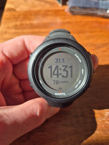 Suunto digital sports watch - suunto,