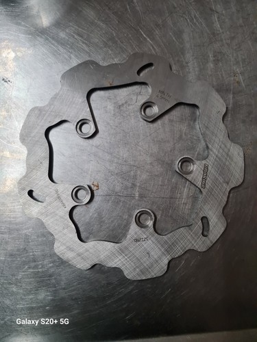 Rear braking wave disc suzuki - braking,