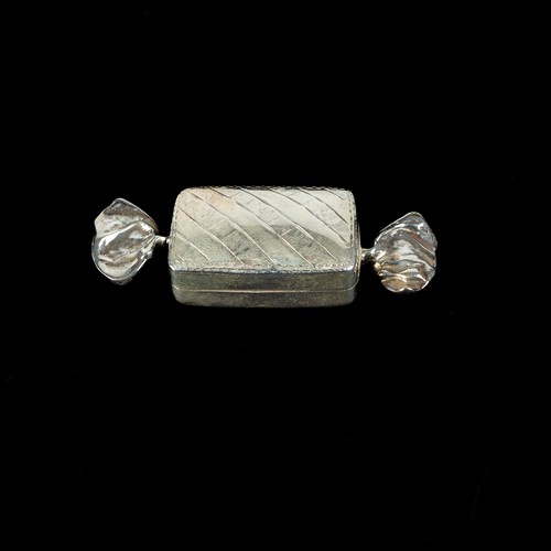 Hallmarked sterling silver - hallmarked,