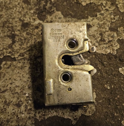 Audi 100 side - audi, lock