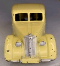 Dinky Toys Riley Saloon No