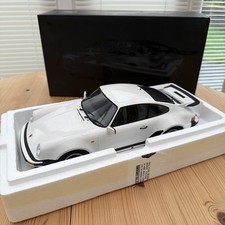 1/12 Minichamps Porsche 911