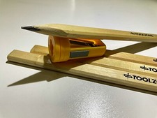 4 x Carpenter Marking Pencils | Heavy Duty Pencils | Sharpener Included