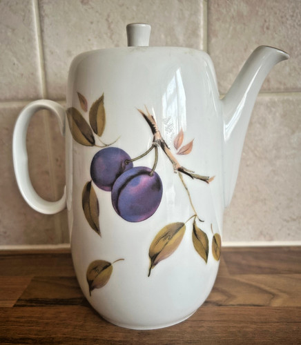 Royal worcester evesham gold - evesham,