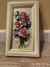 CAPODIMONTE “ROSES” 3D Porcelain Wall Plaque - Roses.
