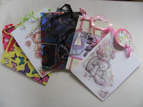 Gift bags various design small - various,