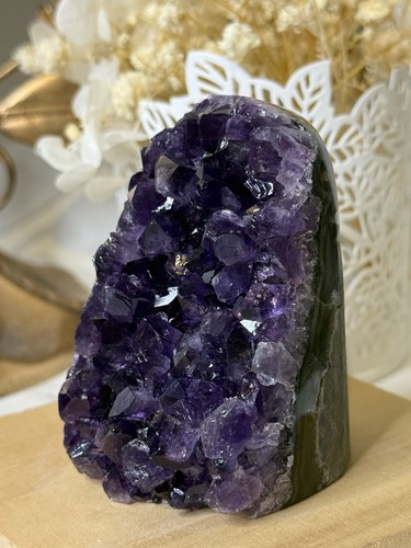 Aaa amethyst geode standing - aaa,