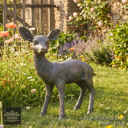 Bronze effect baby - doe, life