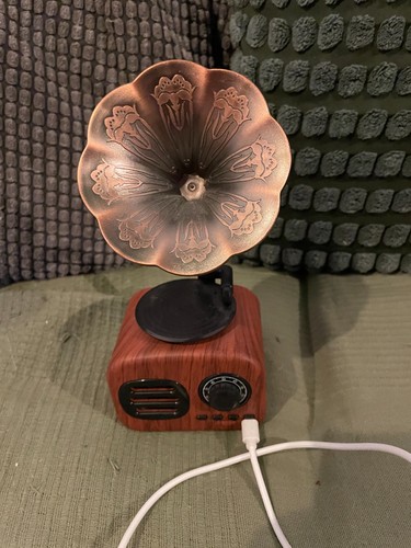 Small retro portable bluetooth