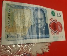 £5 First Run AA43 240*** Five