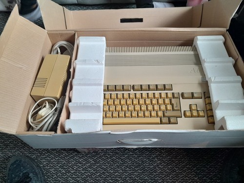 Commodore amiga a500 plus - amiga,
