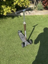 Y Fliker 3 Wheel Kids Scooter