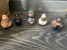 5 Miniature Pirate Models