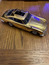 Danbury Mint 1:24 Gold Plated Aston Martin DB5 007 Bonds  Spares Repair