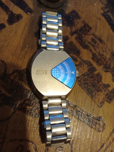 Special edition storm watch - special,