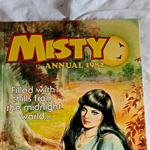 Vintage misty annual 1982 - misty,