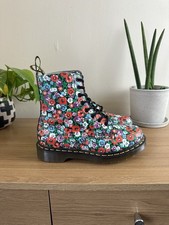 Dr Martens 1460 Pascal Wild