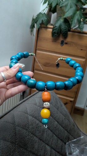Chunky wooden beaded necklace - wooden,
