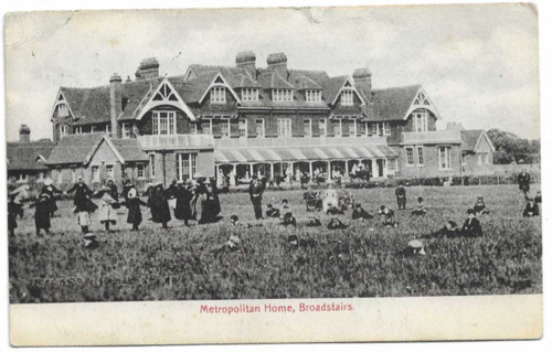 Postcard metropolitan home - postcard,