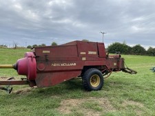 New Holland 376 Small Square Baler, hay baler, conventional baler straw baler 