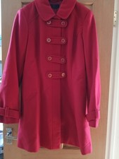 Lovely bright red coat UK