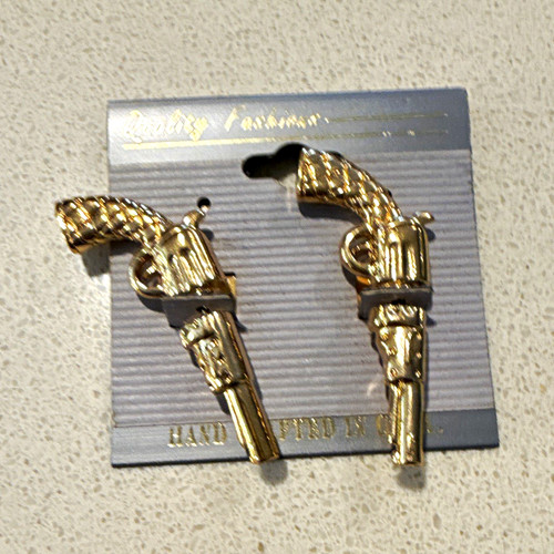 Vintage gold tone revolver - gold,