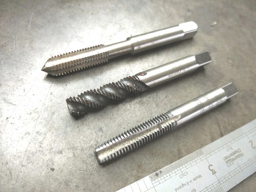 Bsf hss tap - 5/16, 22