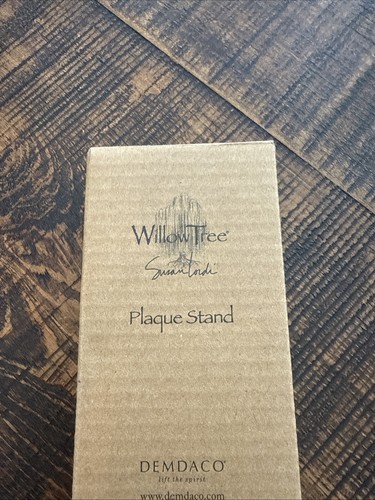 Willow tree plaque stand - willow, 26500