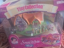 Bluebird Polly Pocket Disney Snow White & Dwarfs Cottage 100% complete