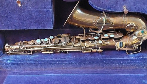 Elkhart beusher saxophone - elkhart,