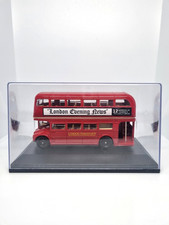 ROUTEMASTER LONDON MODEL BUS