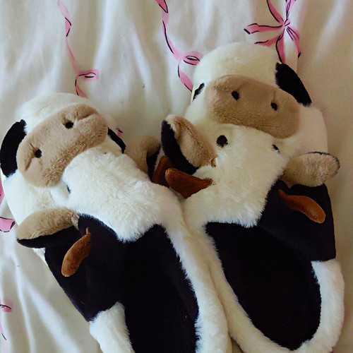Zoozie women cow plush - zoozie,