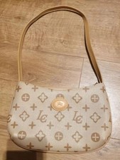 Women Luigi Collection Leather Sholder Bag New Without Tag