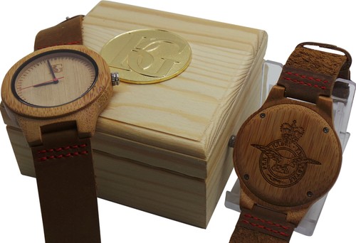 Royal air force crest - royal, wooden