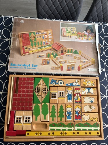 Wooden farmyard set vintage - set,