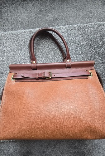Pebbled leather satchel top