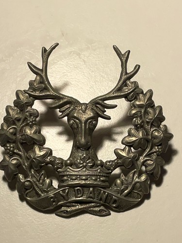 Gordon highlanders cap badge - gordon,