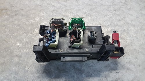 Chrysler 300c fuse - fuse, box
