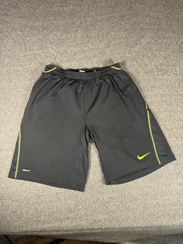 Vintage nike shorts mens - vintage,