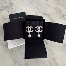 CHANEL  CC logo drop earrings with rhinestones and pearls multicolour pastel