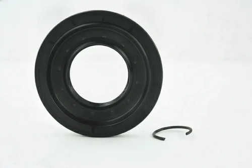 Gearbox shaft seal