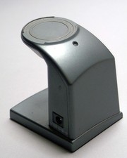 Mains Charger for a NAVIGATOR