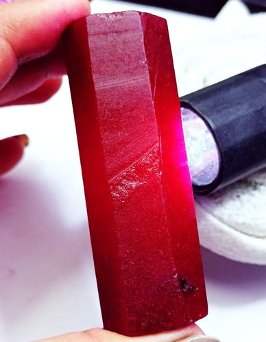 Natural red beryl - natural, (bixbite)