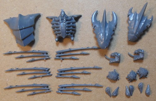Tyranids warriors heads - -,