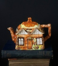 Price Bros Vintage Ye Olde Cottage Cottage Ware Teapot