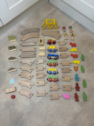 Wooden train track pieces - track,