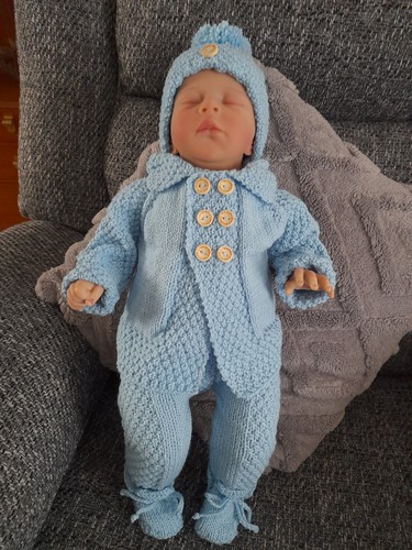 Brand new hand knit piece - new,