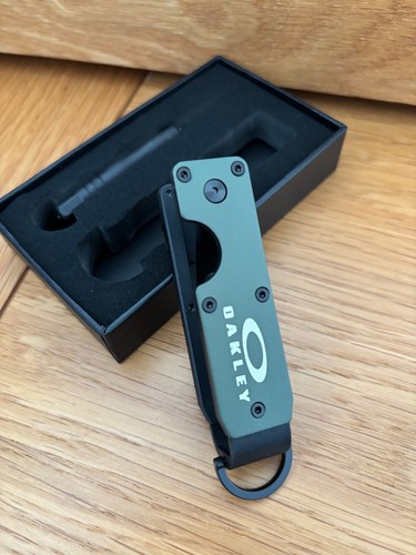 Oakley key organizer metal - key,